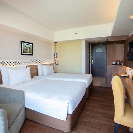 Ramada By Wyndham Bali Sunset Road Kuta Hotel Seminyak Kültér fotó