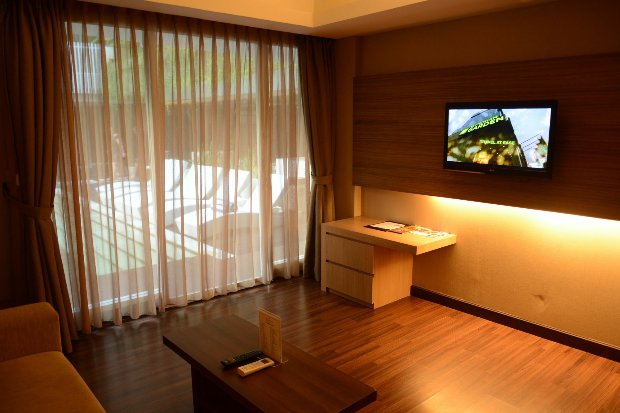 Ramada By Wyndham Bali Sunset Road Kuta Hotel Seminyak Kültér fotó