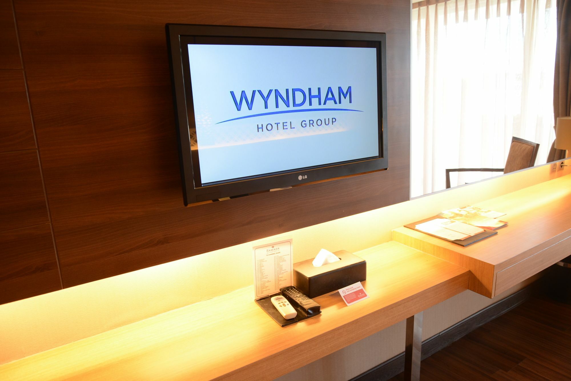 Ramada By Wyndham Bali Sunset Road Kuta Hotel Seminyak Kültér fotó